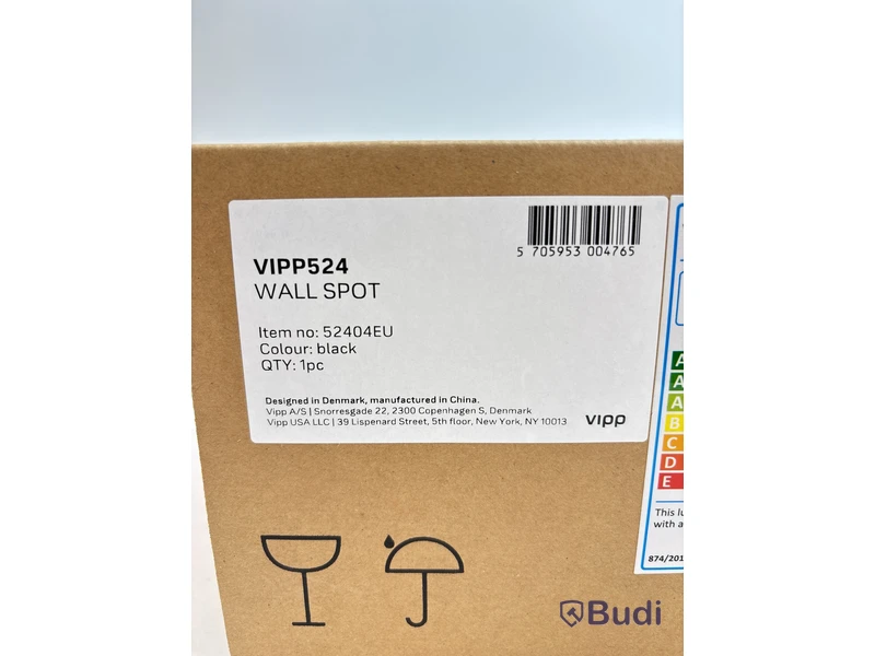 Väggspot Vipp. Ord. pris inkl. moms: ca 2995 kr.