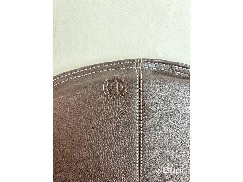 4 st. Sittunderlag Orskov. Ord. pris inkl. moms: ca 3980 kr.