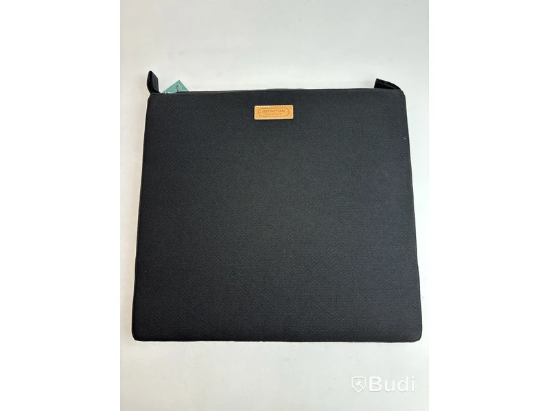 5 st. Sittdynor grythyttan svart. Ord. pris inkl. moms: ca 4725 kr.