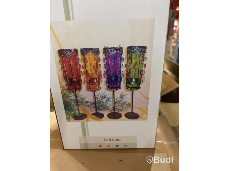 Parti med diverse olika ljusstakar