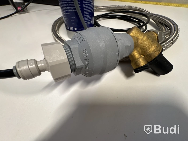 Vattenkylare med funktion för kolsyrat vatten och vattenfilter Purity C1000 AC, 220–240V