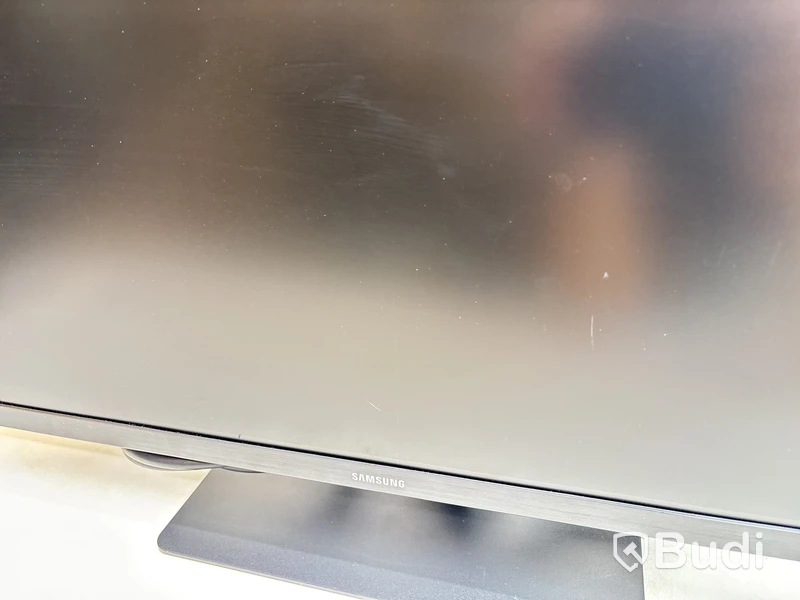 5 st. Datorskärmar Samsung diverse modeller inkl. stativ
