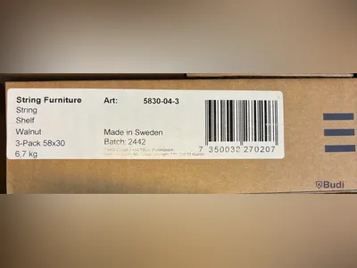 3 st. Hyllplan String, valnöt 58x30, Ord. pris inkl. moms: ca 1400 kr