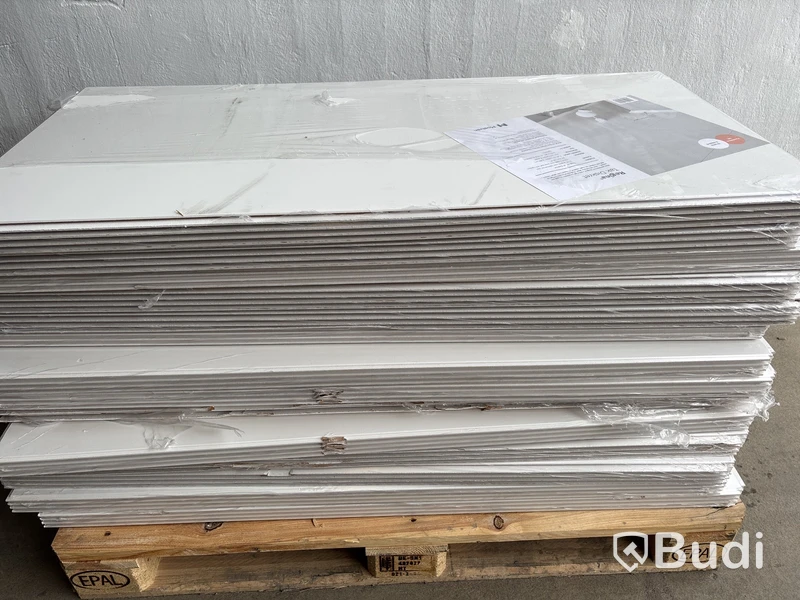 40,32 kvm TAKPANEL MOELVEN REGINA DISKRET VIT 10X620X1220MM