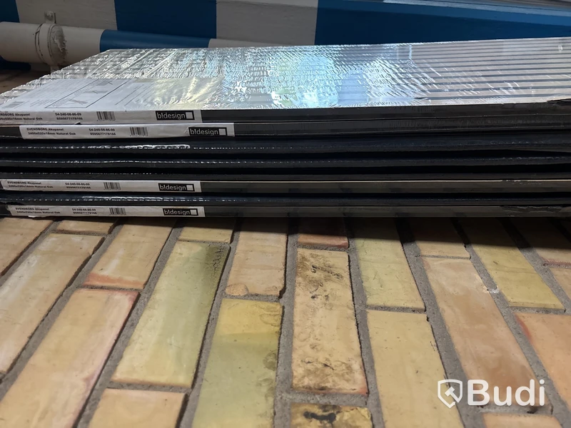 8 st. AKUSTIKPANEL B!DESIGN SVENDBORG EK 2400X520X18MM