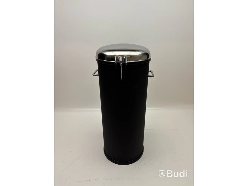 Pedalhink Vipp, Vipp17, svart, 30 L, Ord. pris inkl. moms: ca 5995 kr