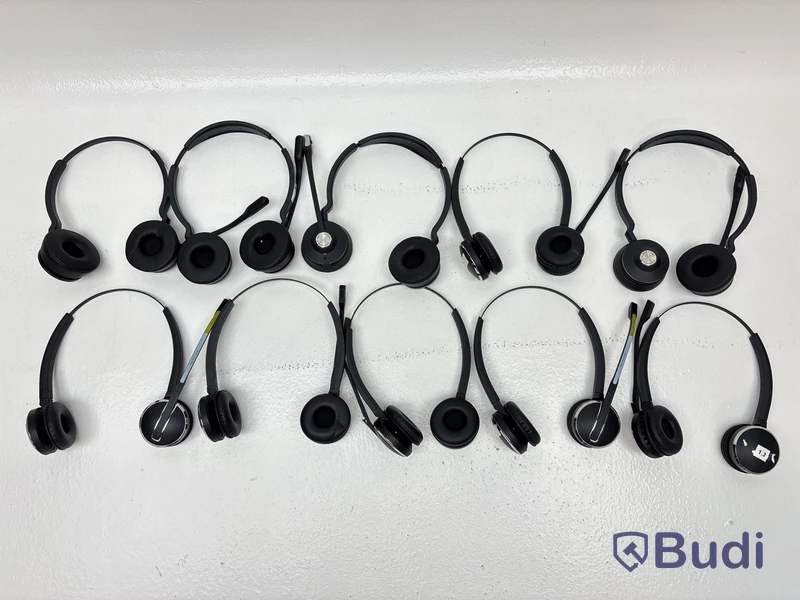 10 st. Hörlurar Jabra olika modeller med diverse tillbehör.