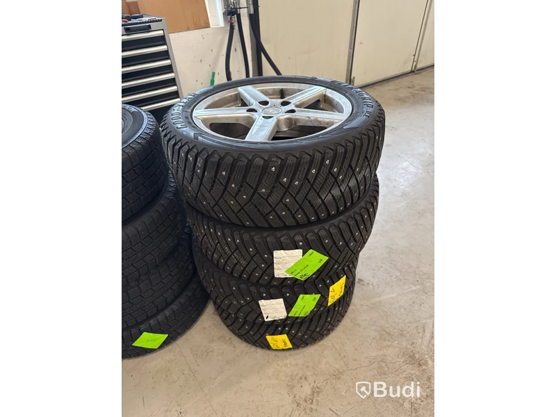 Vinterhjul  Ultra Grip 205/55 R16 alufälgar