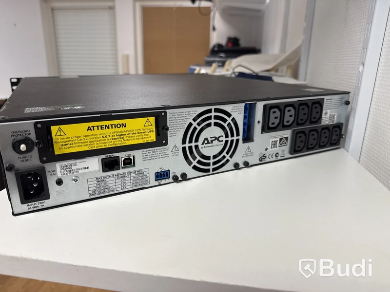 Rack APC SMX1000F