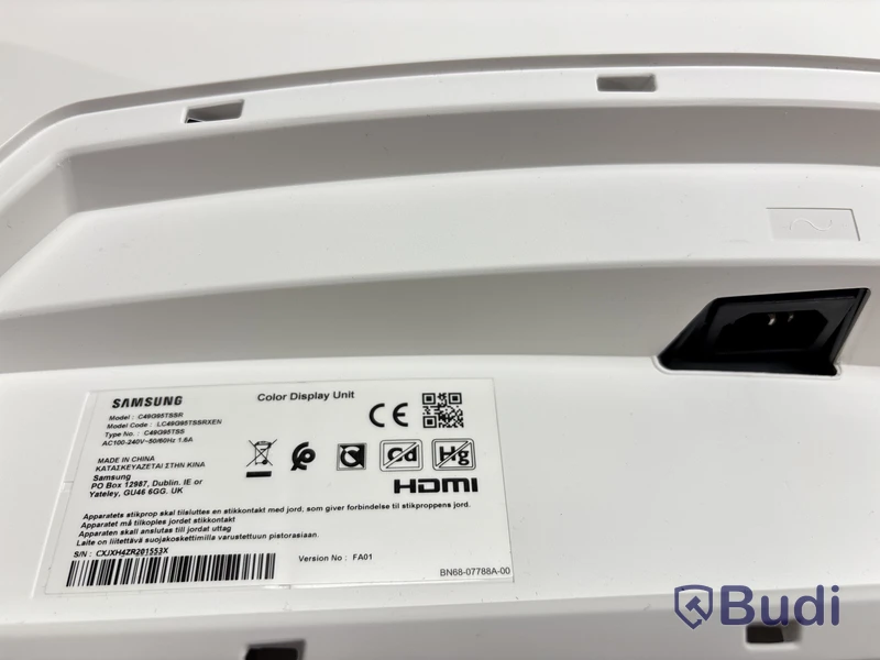 Gamingskärm Samsung C49G95TSSR välvd