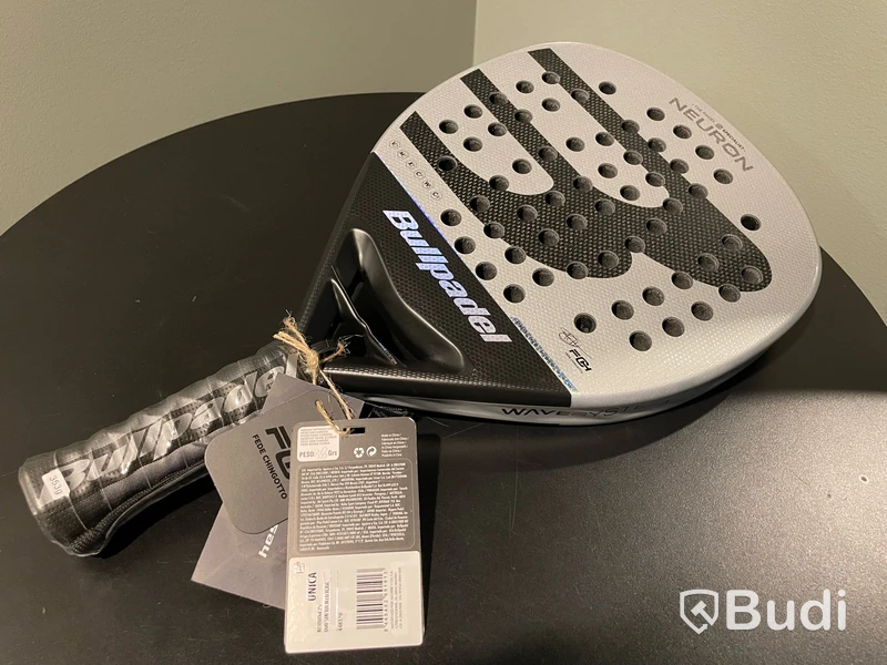 Padelracket Bullpadel Neuron Chingotto, 2025, ord. pris 2795 kr