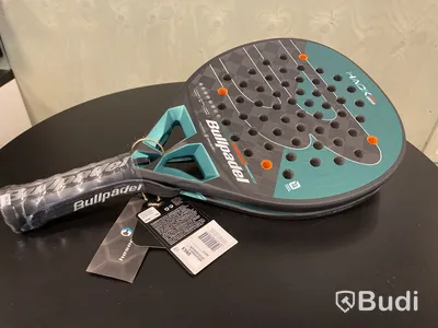 Padelracket Bullpadel Hack 04 Hybrid, 2025, ord. pris 2595 kr