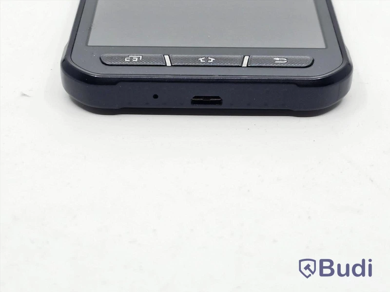 4 st. Samsungtelefoner