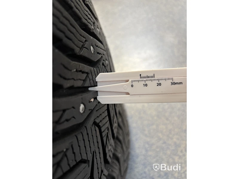4 st. Vinterhjul Kumho 205/55R16 94T