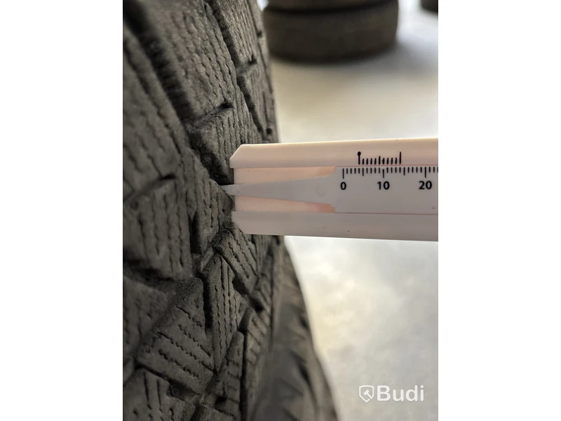 4 st. Vinterhjul Brisgestone 205/60R16 96T