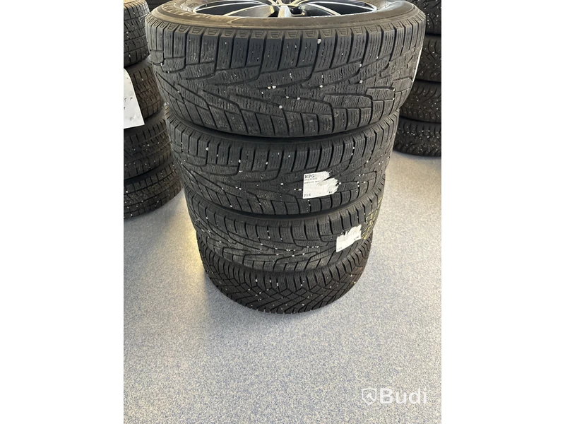 4 st. Vinterhjul 225/65R17
