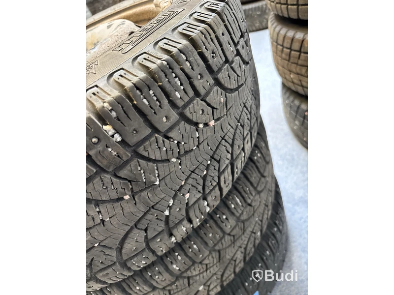 4 st. Vinterhjul  Pirelli 205/55R16 91T