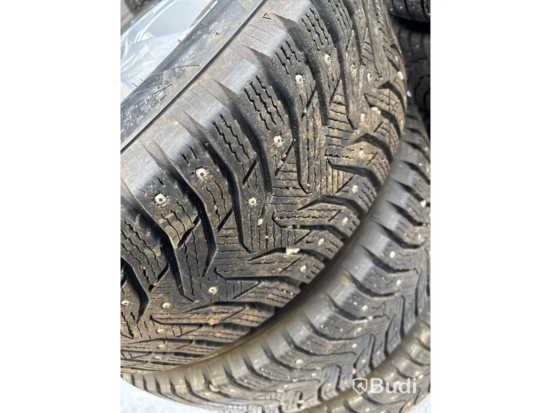 4 st. Vinterhjul Kumho 205/60R16 96T