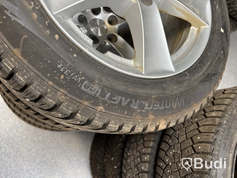 4 st. Vinterhjul Kumho 205/60R16 96T