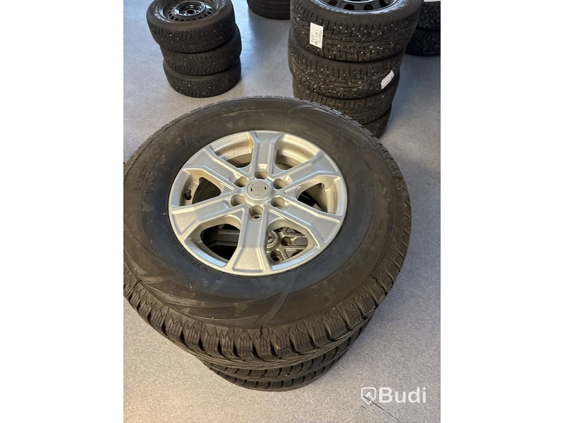 4 st. Vinterhjul Cooper 255/70R16