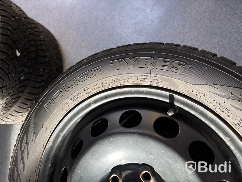 4 st. Vinterhjul Nokian 205/55R16 94R