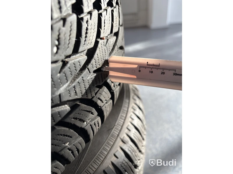 3 st. Vinterhjul Nokian 185/65R15 92T XL
