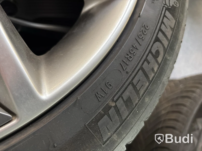 4 st. Sommarhjul Michelin 225/45R17 91W