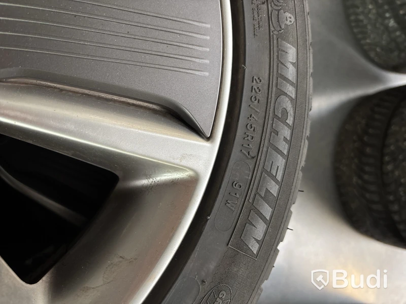 4 st. Sommarhjul Michelin 225/45R17 91W