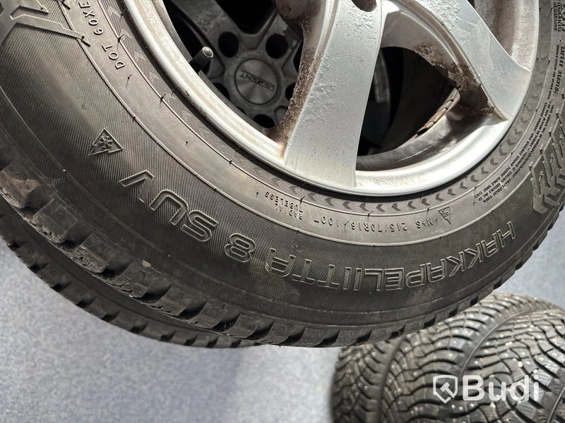 4 st. Vinterhjul Nokian 215/70R16 100T