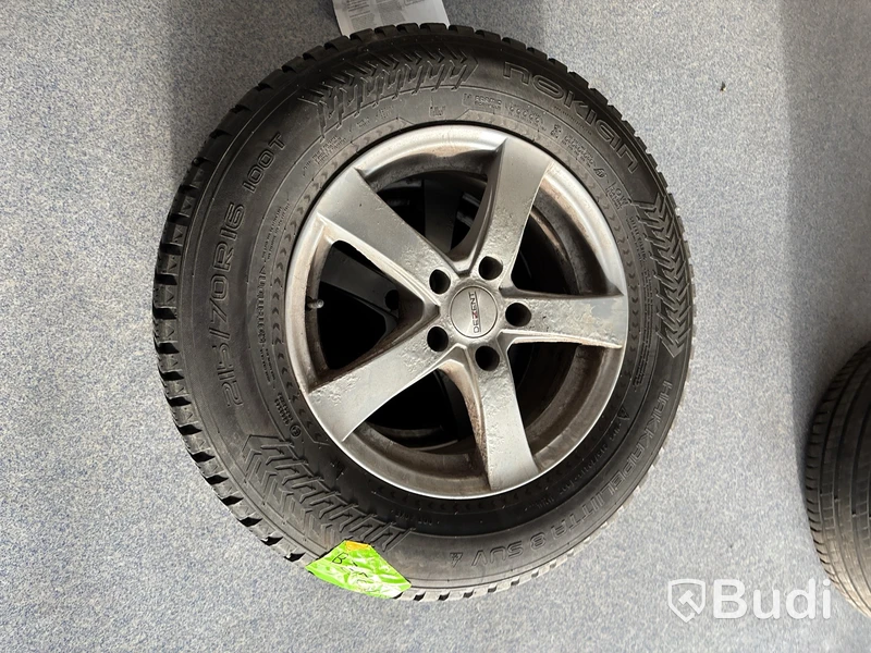 4 st. Vinterhjul Nokian 215/70R16 100T