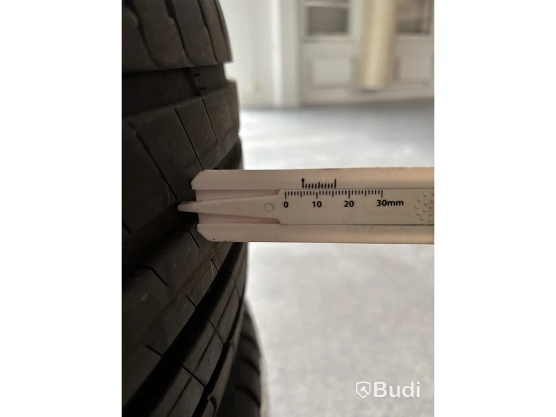 4 st. Vinterhjul Michelin 245/50R20