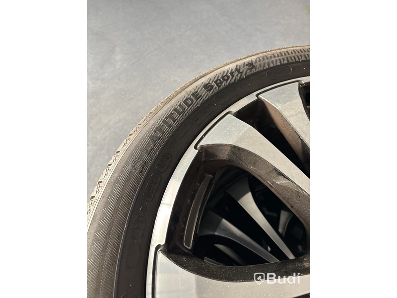 4 st. Vinterhjul Michelin 245/50R20