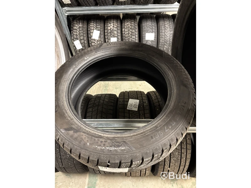 4 st. Vinterdäck Kumo 215/55R17 98T