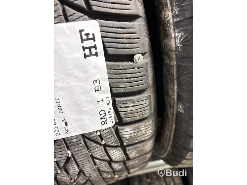 4 st. Vinterdäck Kumo 215/55R17 98T