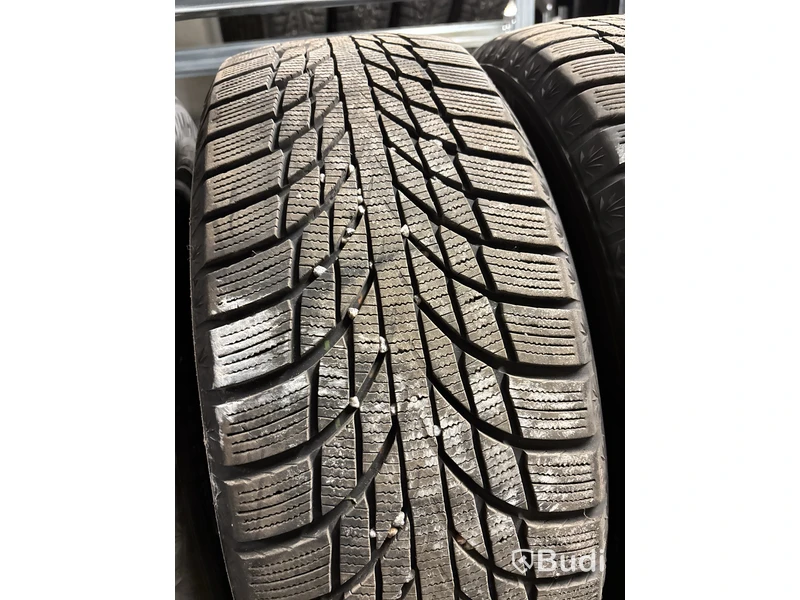 4 st. Vinterdäck Kumo 215/55R17 98T
