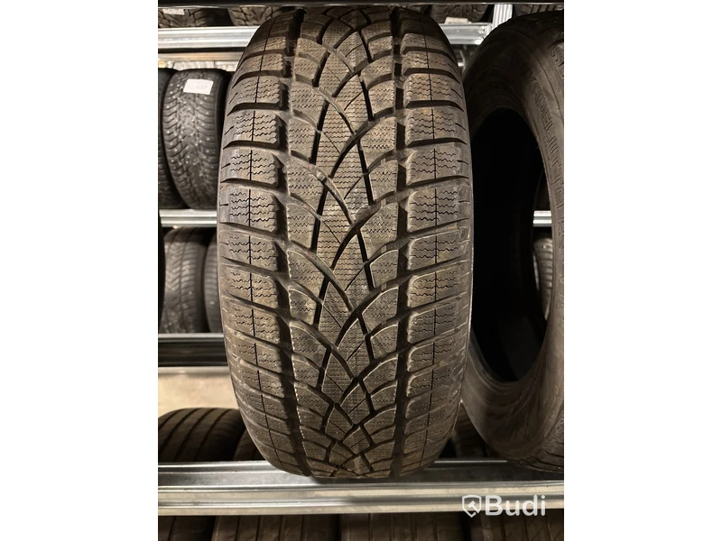 1 st. Vinterdäck Dunlop 225/50R18 99H
