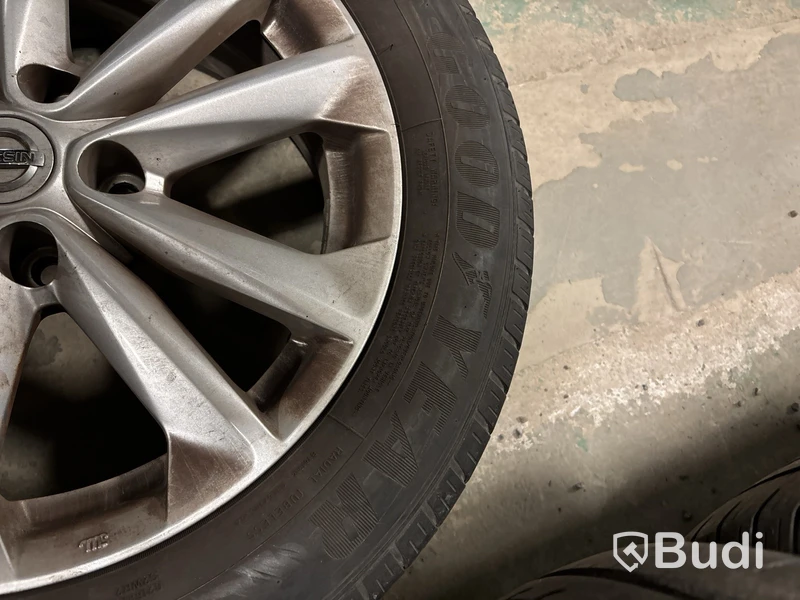 4 st. Sommarhjul Goodyear 215/60R17 96H