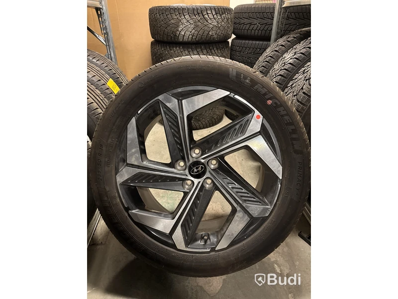 4 st. Sommarhjul Michelin 235/50R19