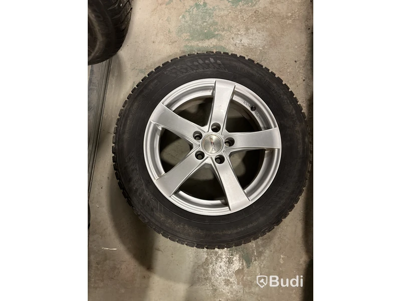 4 st. Vinterhjul Nokian 225/55R16