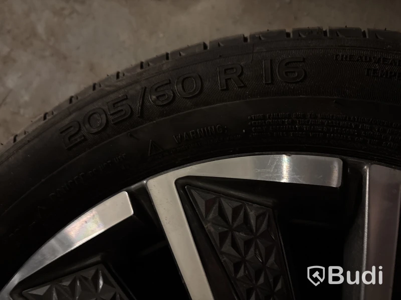 4 st. Sommarhjul Michelin 205/60R16
