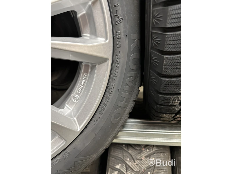 4 st. Vinterhjul Kumho 205/55R16 XL