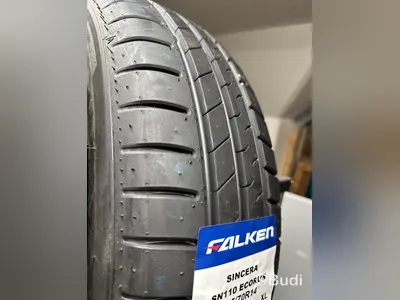 2 st. Sommardäck, Falken 175/70R14 88T