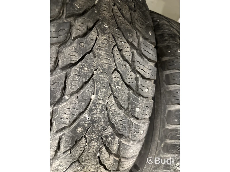 4 st. Vinterhjul, Nokian 255/50R18