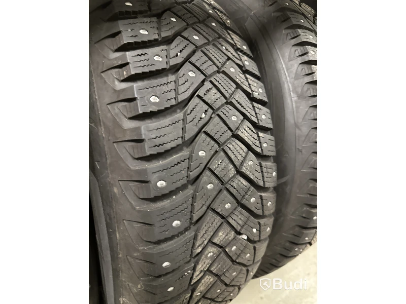 4 st. Vinterhjul, Goodyear 215/65R17 103T