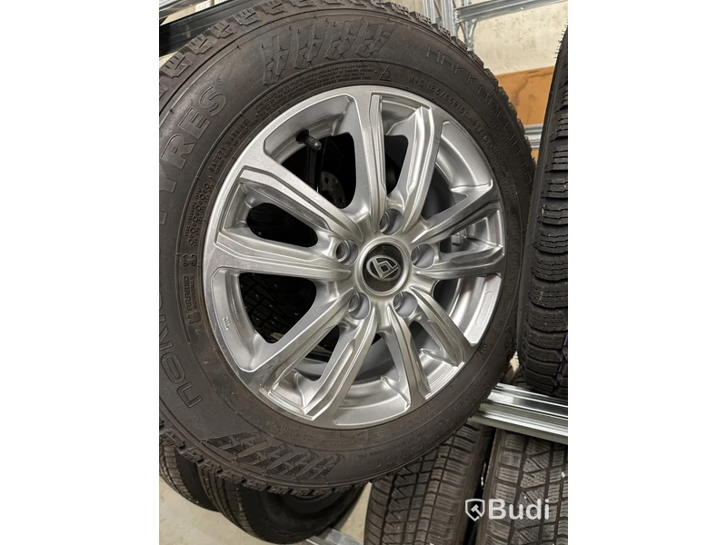 NY 4 Vinterhjul, Nokian 185/65R15 C