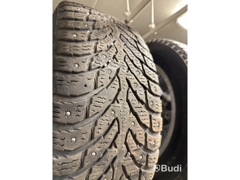 4 st. Vinterhjul, Nokian 205/60R16