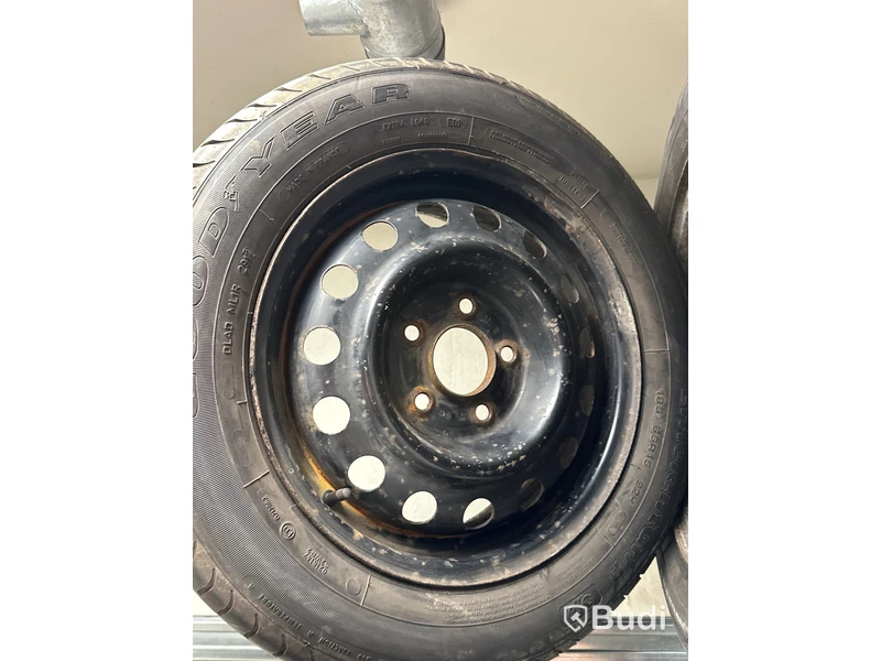 4 st. Sommarhjul, Goodyear 185/65R15