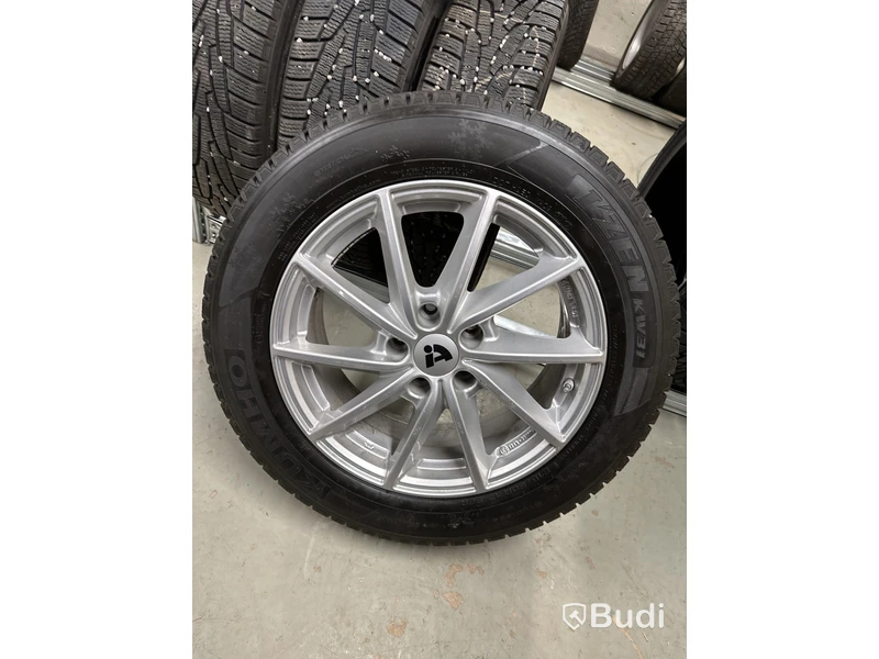 4 st. Vinterhjul Kumho 215/60 R17 96R