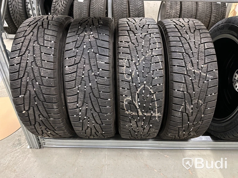 4 st. Vinterhjul Kumho 215/60 R17 96R