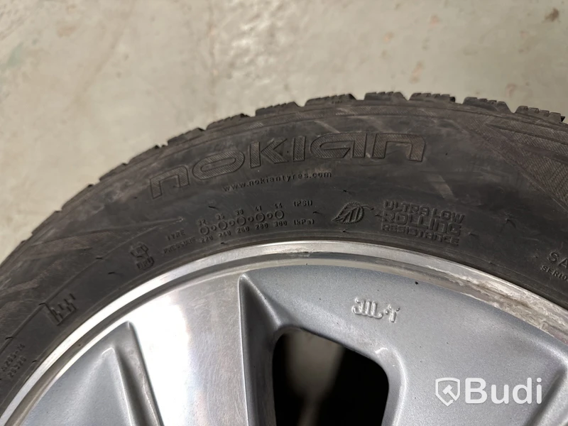 4 st. Vinterhjul Nokian Hakkapeliitta R2 185/65 R15 92R XL